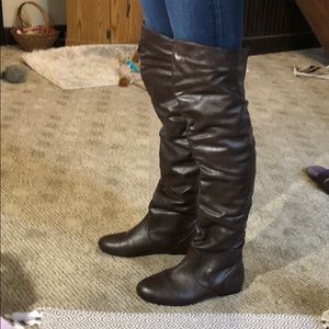 Daily Shoes- Over the knee brown boots